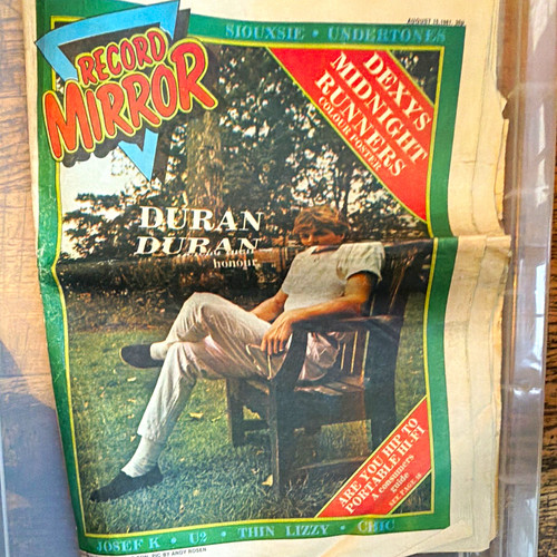 Record mirror pop - record,